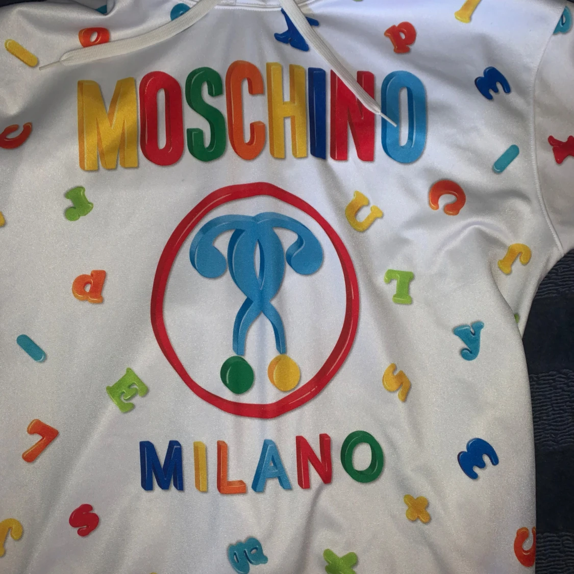 Färgglad hoodie från Moschino - 90