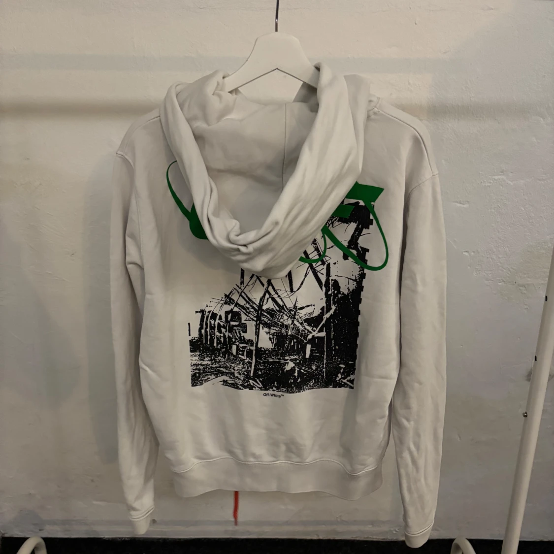 Vit Off-White hoodie - 91