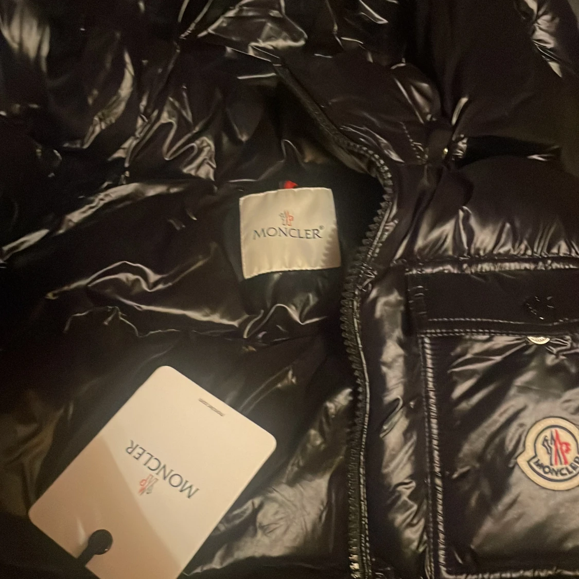 Svart pufferjacka från Moncler  - 90