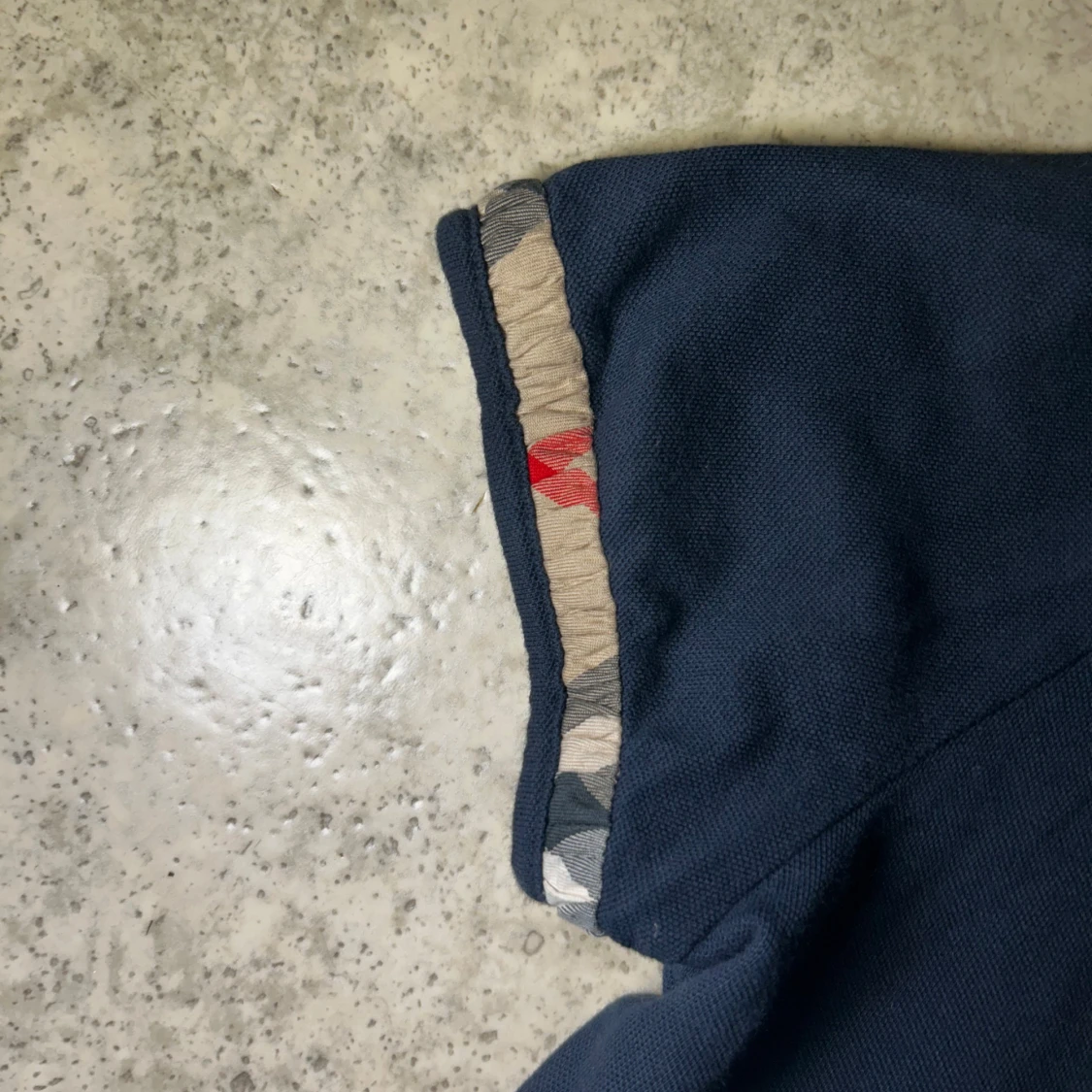 Mörkblå pikétröja från Burberry - 90