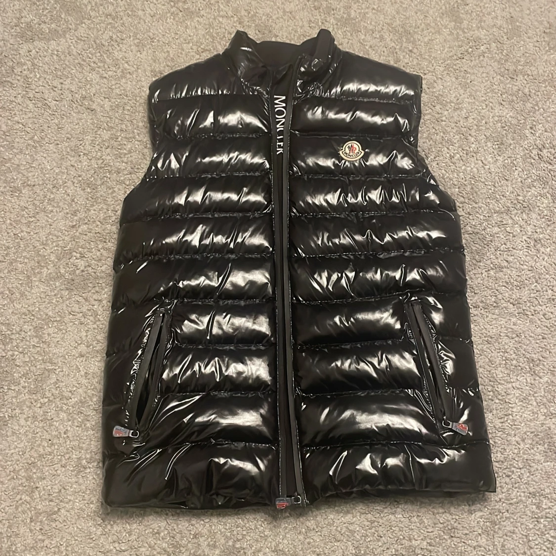 Svart dunväst från Moncler - 91