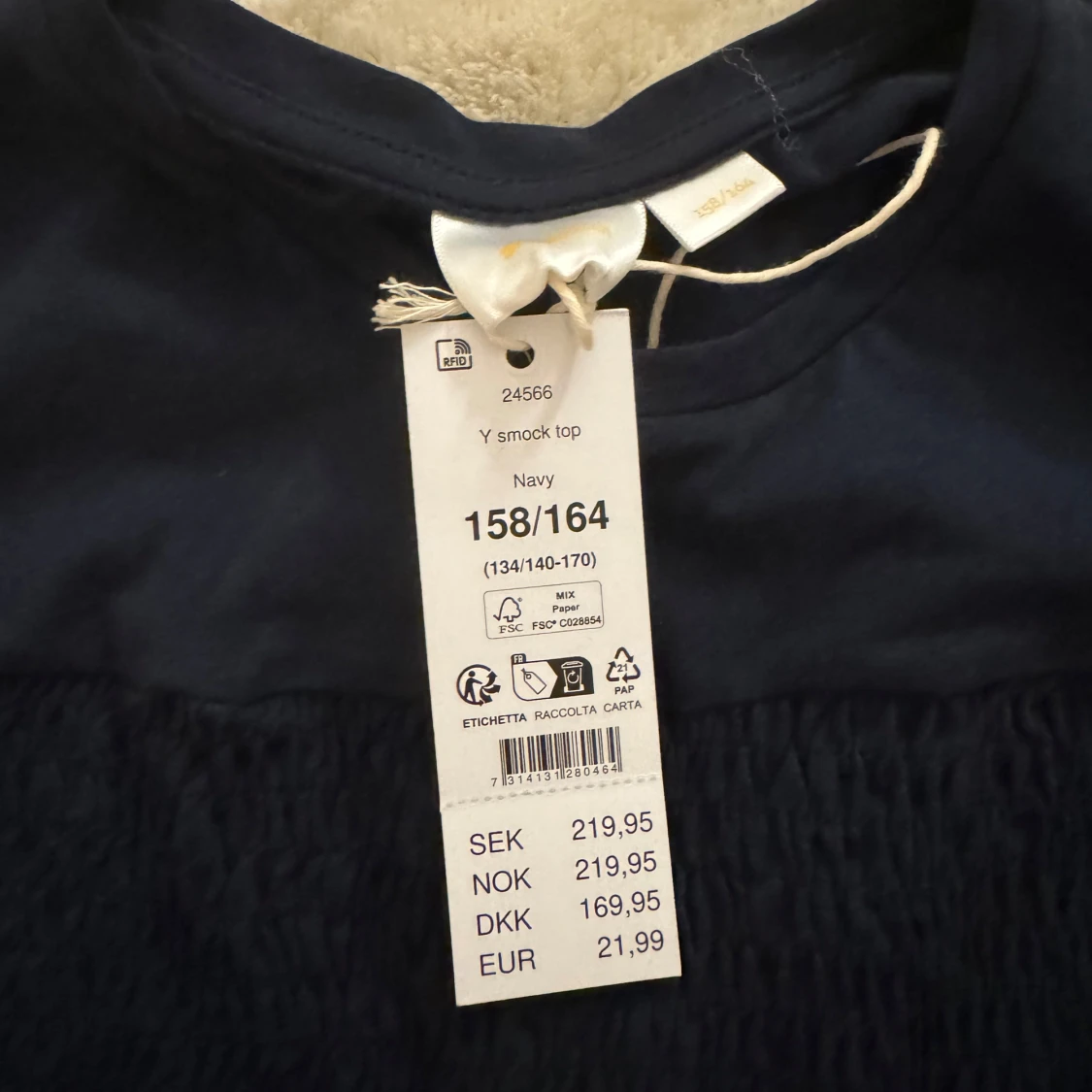 Mörkblå smocktopp - 92