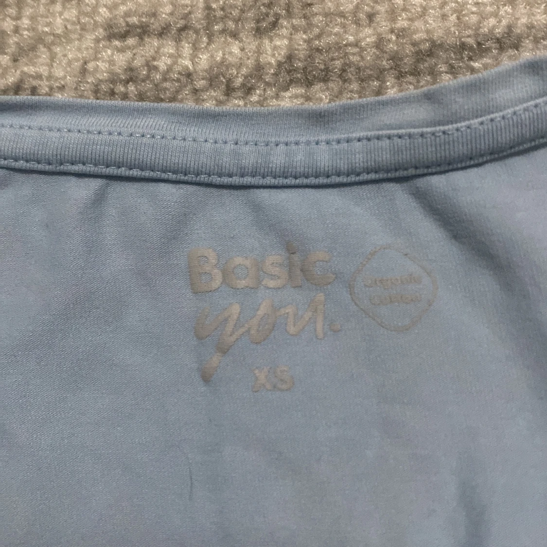 Ljusblå t-shirt från Basic You - 91