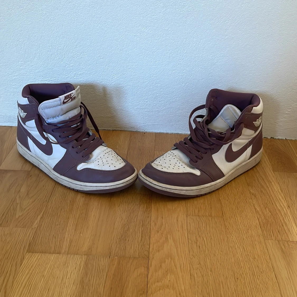 Nike Air Jordans Mauve - 90