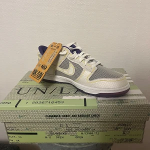 Nike dunk low union court purple - Nypris 3499, oanvända äkta skor!