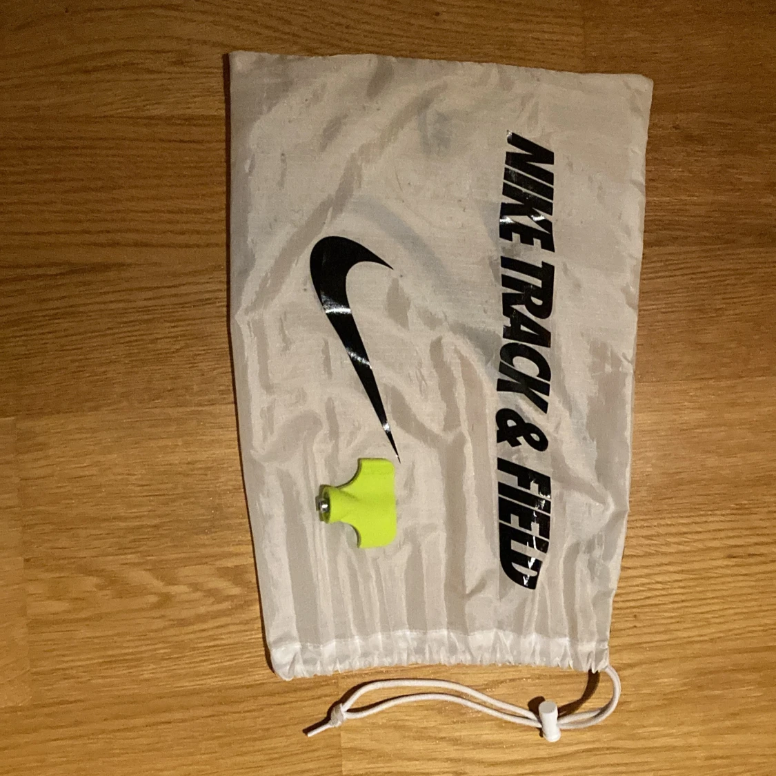 Svarta Nike löparskor med spik - 92