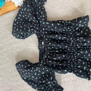 Blus - Jätte gullig blus 💗