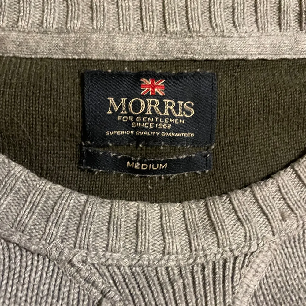 Säljer en sjukt snygg Morris Crewneck! Skick 7-8/10. Nypris: 900kr. Fler funderingar så är det bara att höra av sig !. Tröjor & Koftor.