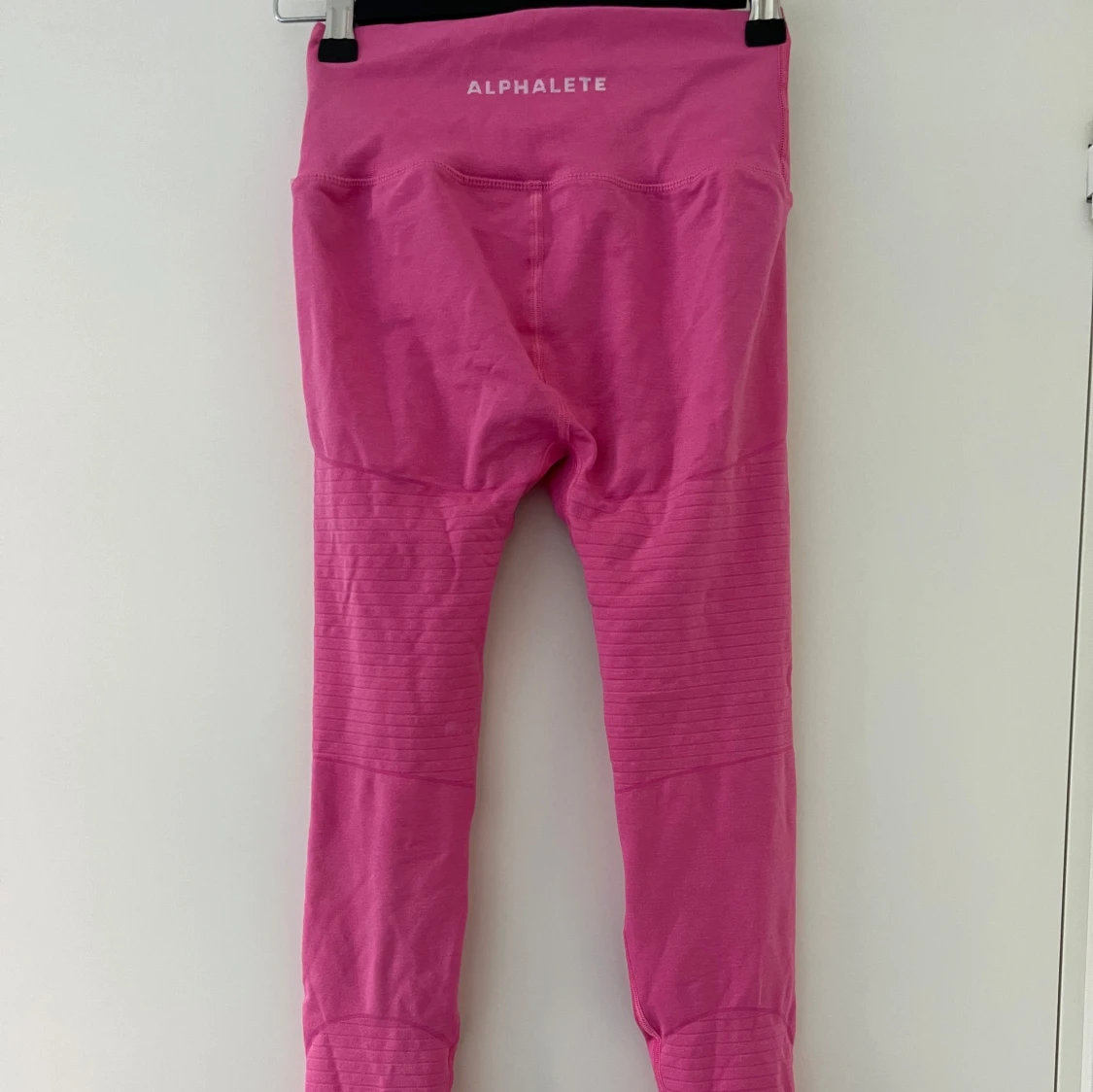 Snygga träningstights från Alphalete  - 90