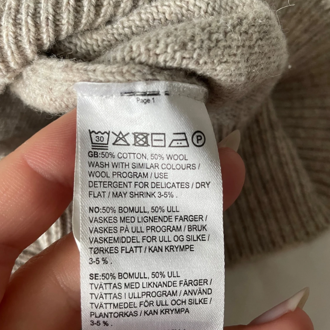 Beige stickad tröja - 93