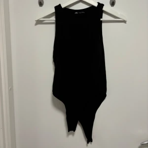 Svart body - Svart body 