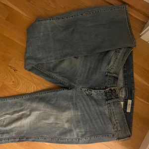 Vintage jeans  - Skit snygga vintage jenas🌟säljer dem för att dem tyvärr inte används längre.