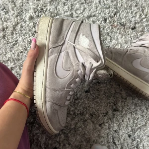 air jordan zoom - så feta skor, suede material , priset går att diskutera vid snabb affär