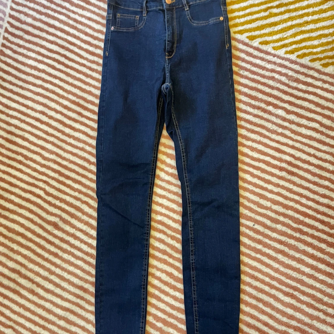 Molly jeans från GinaTricot