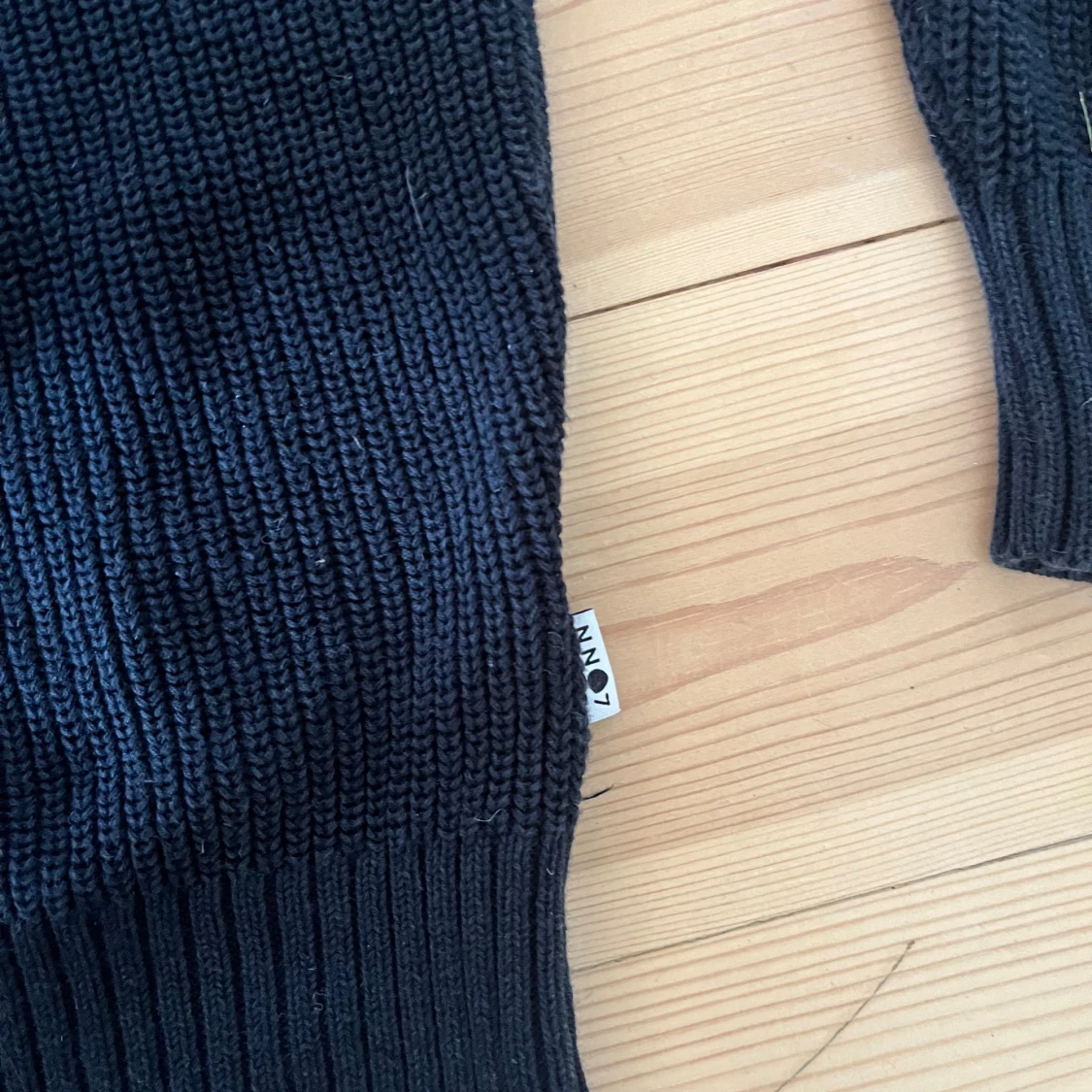 NN07 stickad tröja  - 93