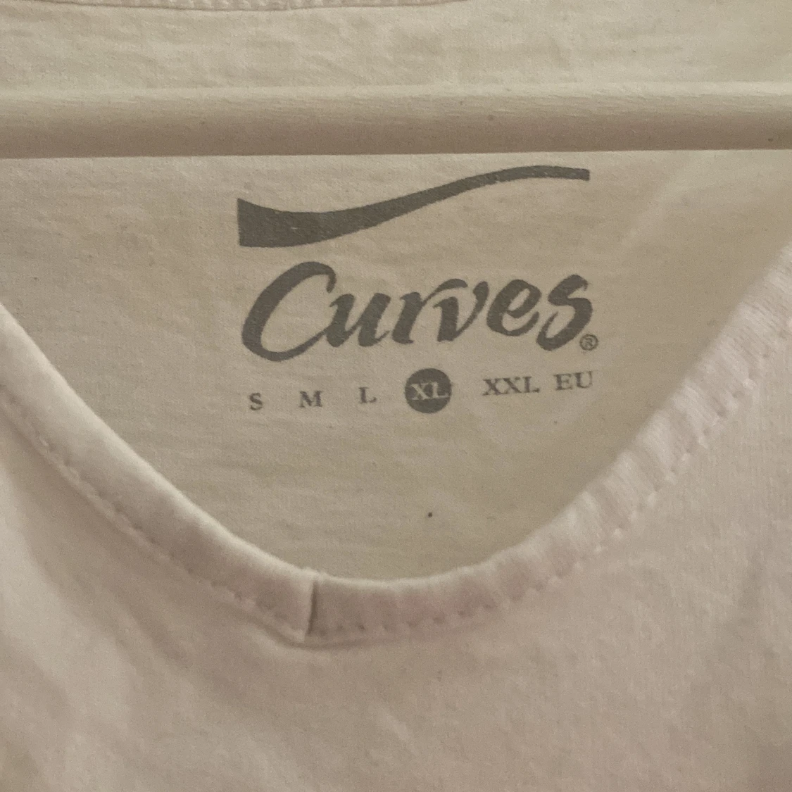 Vit t-shirt med tryck från Curves - 91