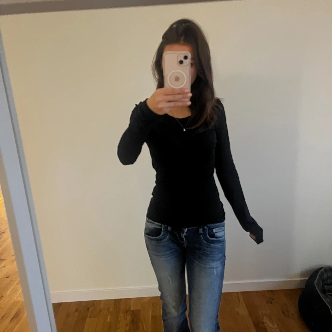 Svart långärmad topp från Bik Bok