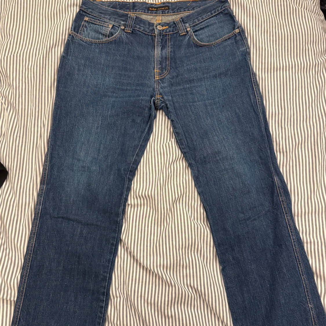 Blå jeans från Nudie Jeans