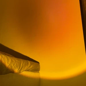 En cool ”solnedgångs lampa” - En uv lampa i ny skick som ger en cool effekt av en solnedgång 