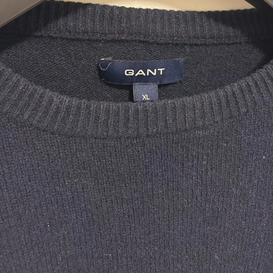 Mörkblå stickad tröja från GANT - 91