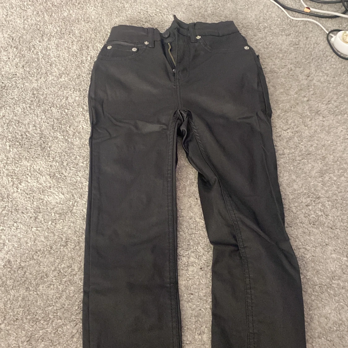 Svarta byxor från 157