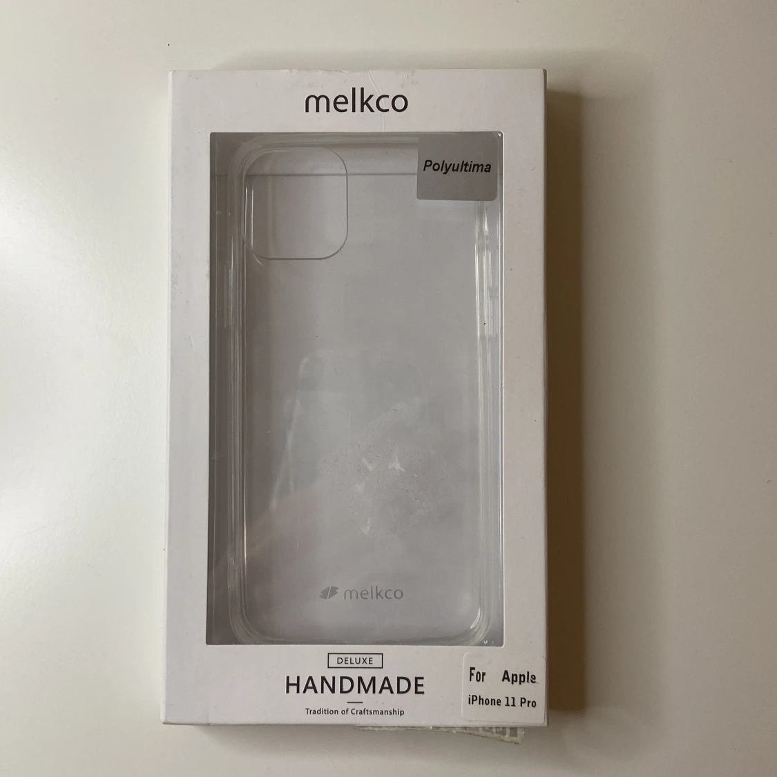 Genomskinligt mobilskal från Melkco