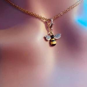 Made by prisförslag - 1 st berlock ej halsband  - Made by prisförslag - halsband + berlock 179:-