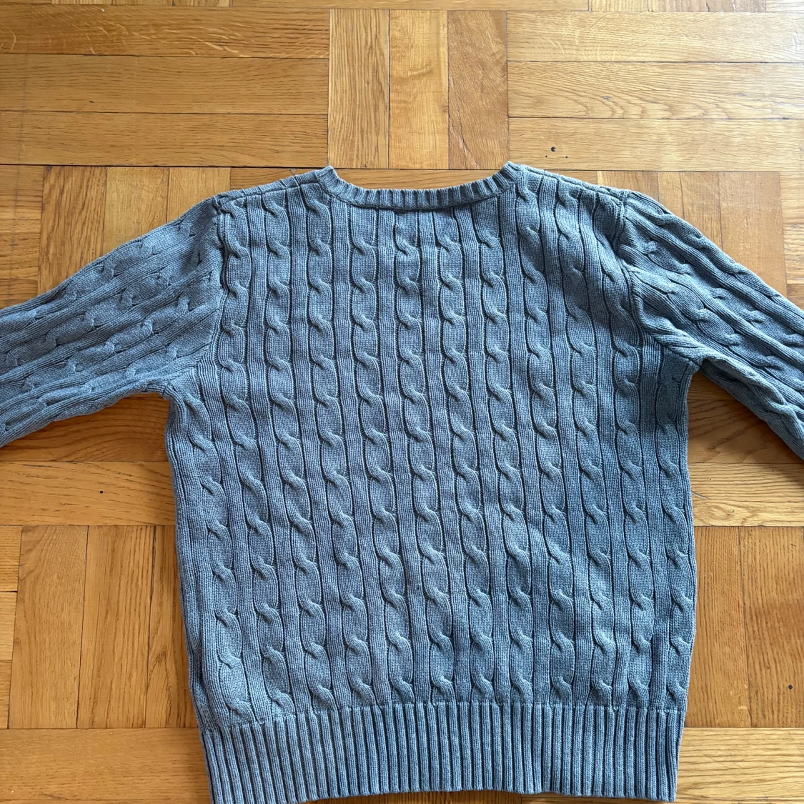 Grå stickad tröja från Polo Ralph Lauren