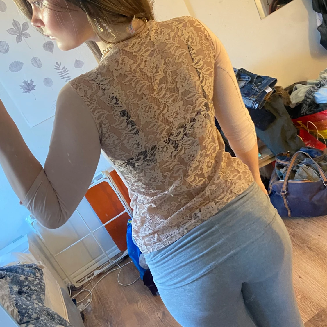 Beige spetsblus - 90