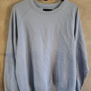 Blå tröja från Lager 157  - Blå Sweatshirt i storlek M från Lager 157
