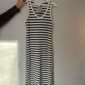 Strandklänning  - Strandklänning, helt oanvänd