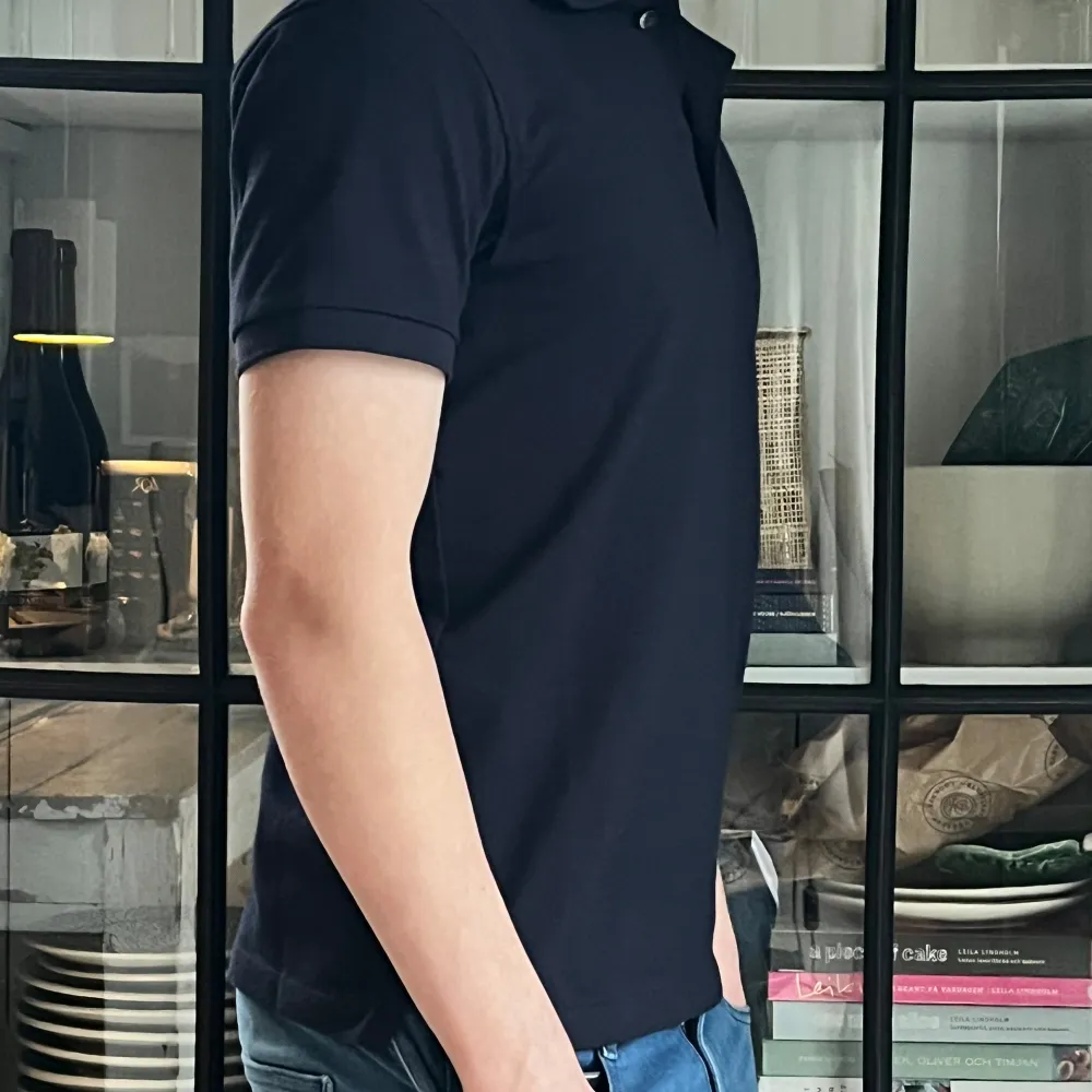 En fet piké ifrån märket Uniqlo i storlek xs! Pikén är i mycket bra skick utan några större defekter! Använd fåtal gånger! Skick: 8/10! Nypris: 399! Mitt pris: 149kr! Hör av dig vid minsta lilla fundering!. T-paidat.