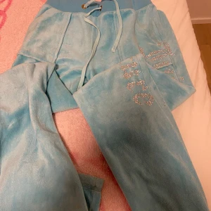 Turkosa juicy byxor  - Y2k turkosa juicy byxer 