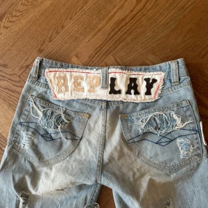 Replay jeans - Midjemått:37 Innerbenslängd:82