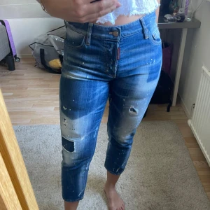 Dsquared Jeans  - Dsquared jeans i storlek 40💙👖Köpta på Cenino Donna i Helsingborg.