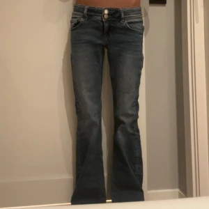 Jeans - Bootcut jeans blå Gina tricot