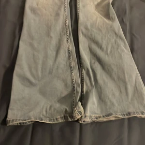 Lager 157 jeans snake flare - Snygga jeans knappt använda. 