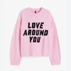 Hm stickad tröja - Säljer min tröja från hm. Storlek xxs men passar för de som brukar ha s