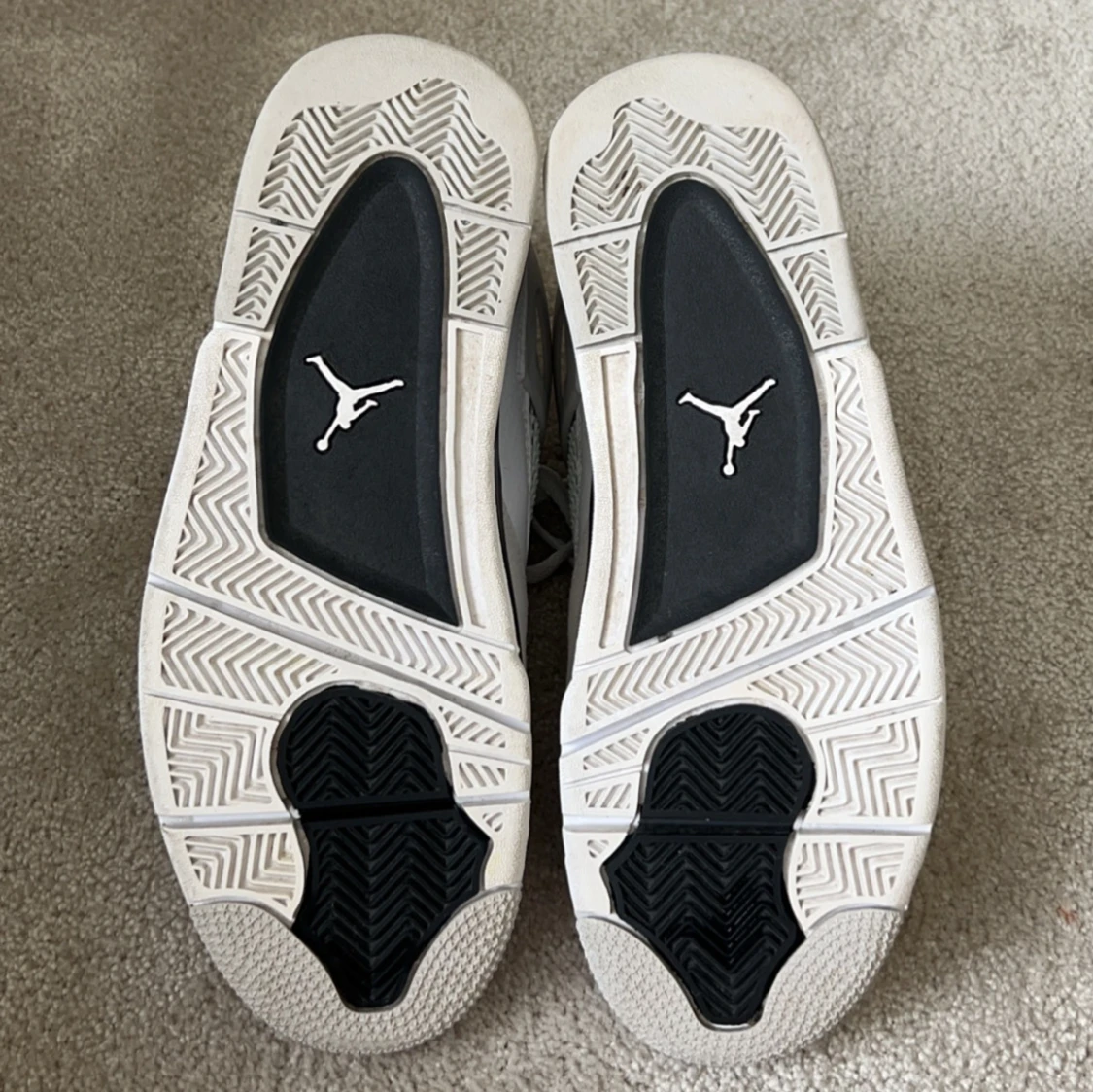 Air Jordan 4 Military Black - 2