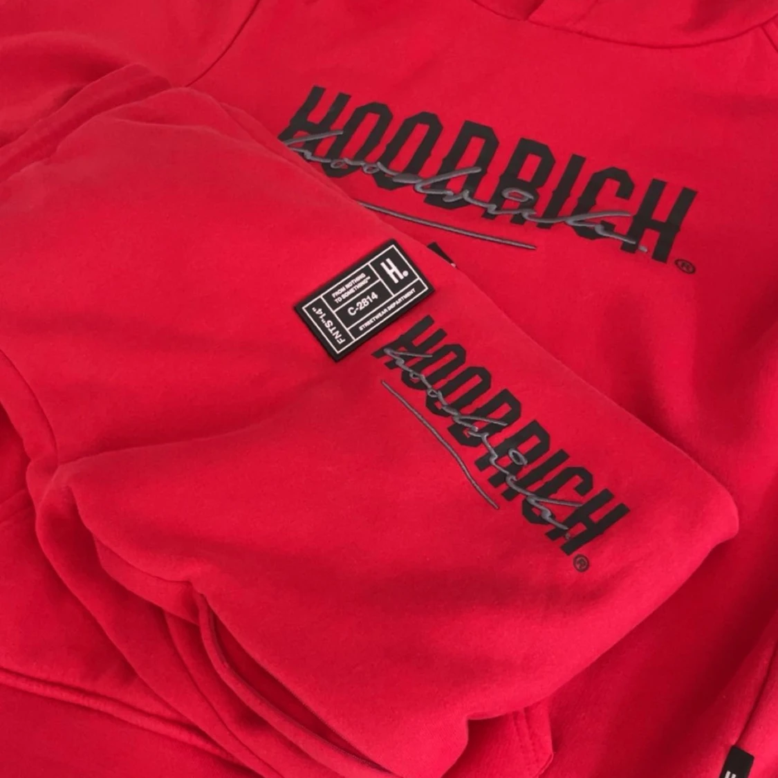 Röd tracksuit från Hoodrich - 90