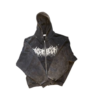 Extra baggy hoodie  - Baggy hoodie i bra skick😱😱😱😱. Priset kan diskuteras.  