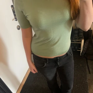 Tröja - En fin tröja från Lindex i storlek xs så gott som ny!✨🫰🏻