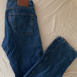 Levi’s 501  - 33/32  Använt 6-7 gånger  Skick 8/10