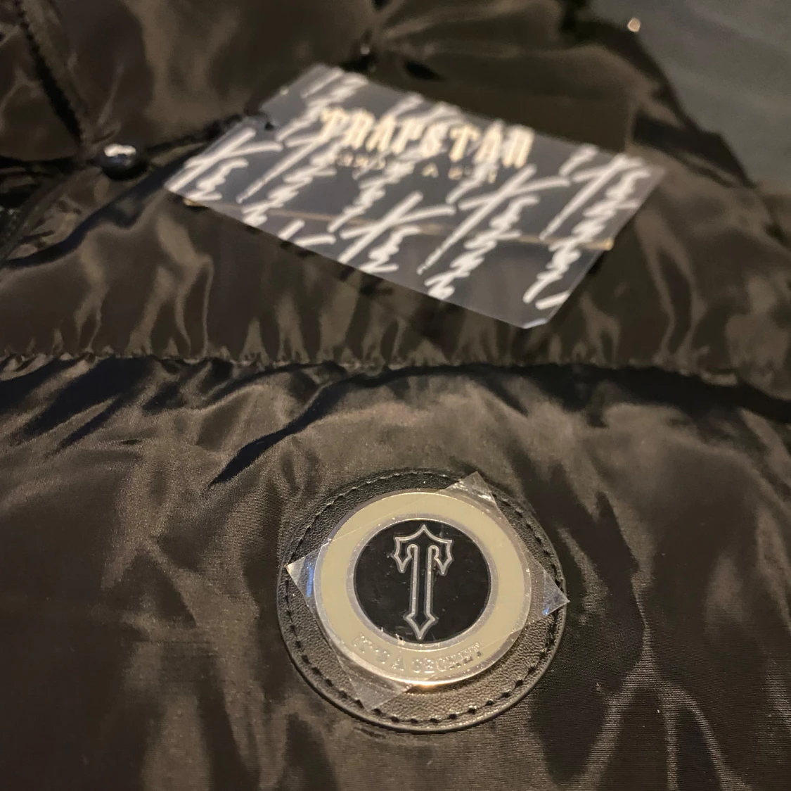 Svart pufferjacka från Trapstar - 92