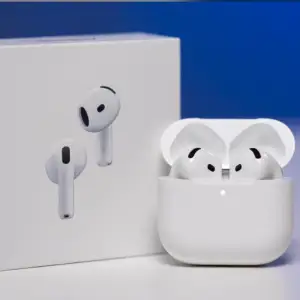 Säljer nu mina Air-Pods Gen 4 som är i väldigt bra skick, alla tillbehör följer såklart med och dom är i väldigt bra skick. Dom har ljud brus reducering, noice cancelation, faksimil. Har du frågor eller vill se mer bilder tveka inte på att kontakta mig