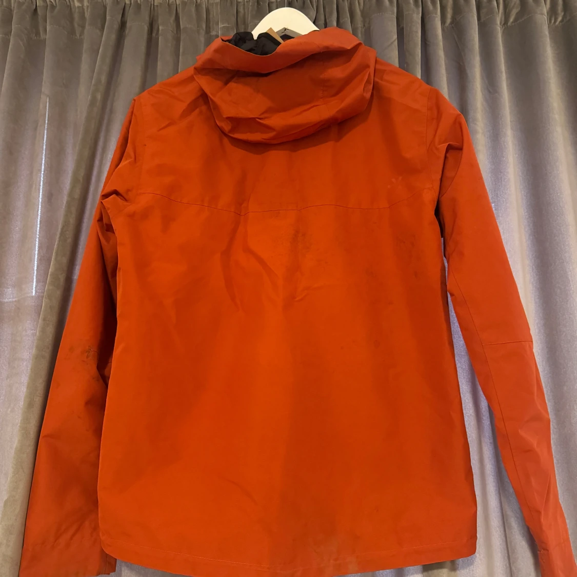 Orange vindjacka från Everest - 91