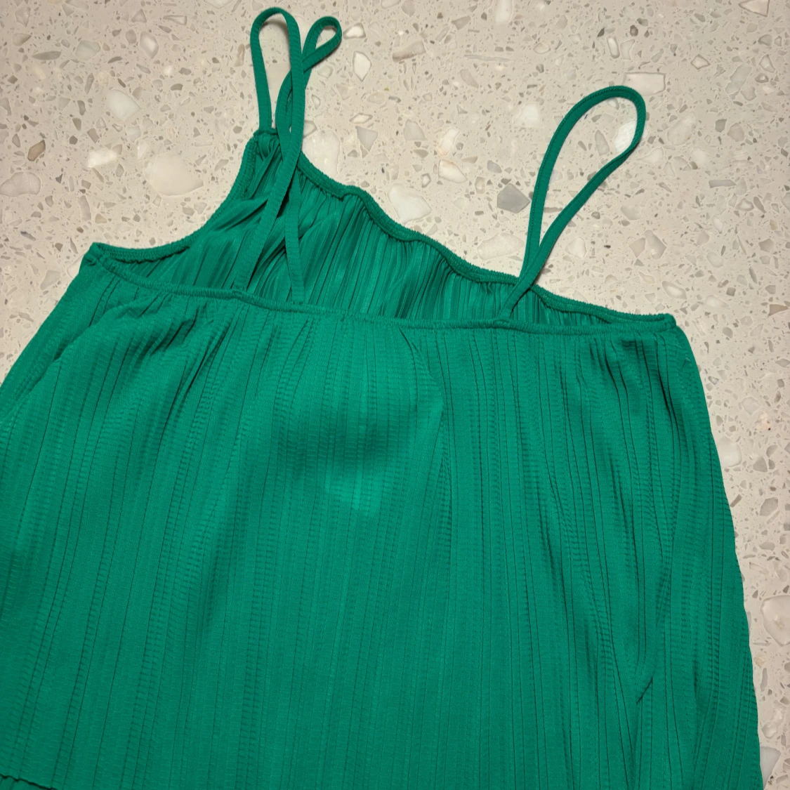Grön ribbad linnetopp från Bik Bok - 90