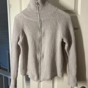 Tjocktröja  - Tjocktröja från shein, storlek Xs! 