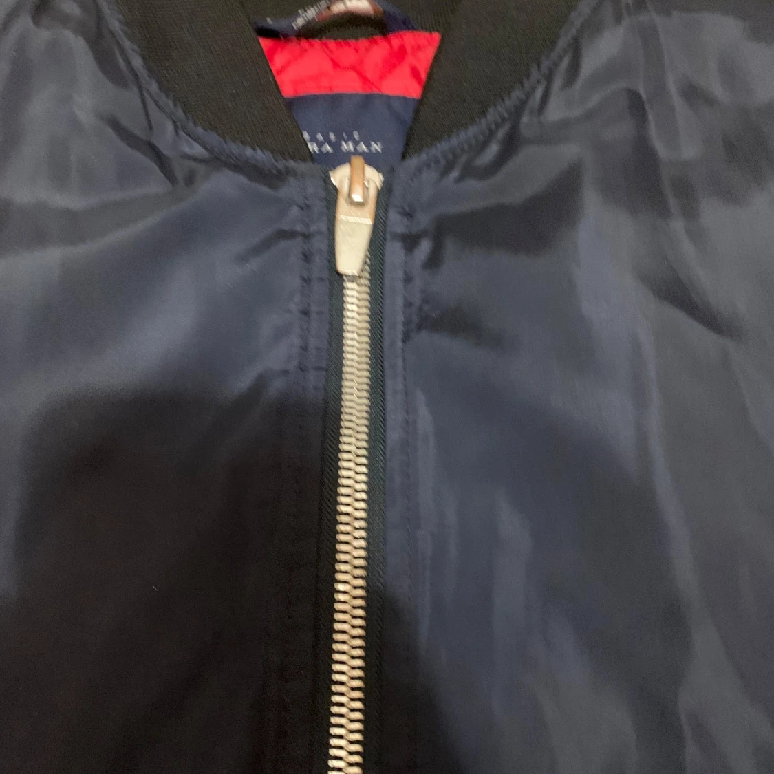 Mörkblå bomberjacka från Zara Man - 90