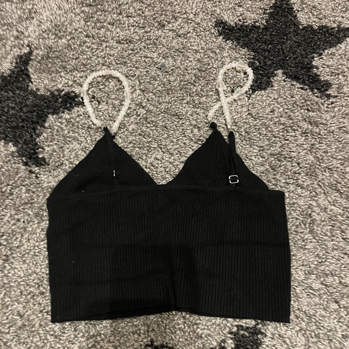 Svart ribbad topp från FB Sister - 90